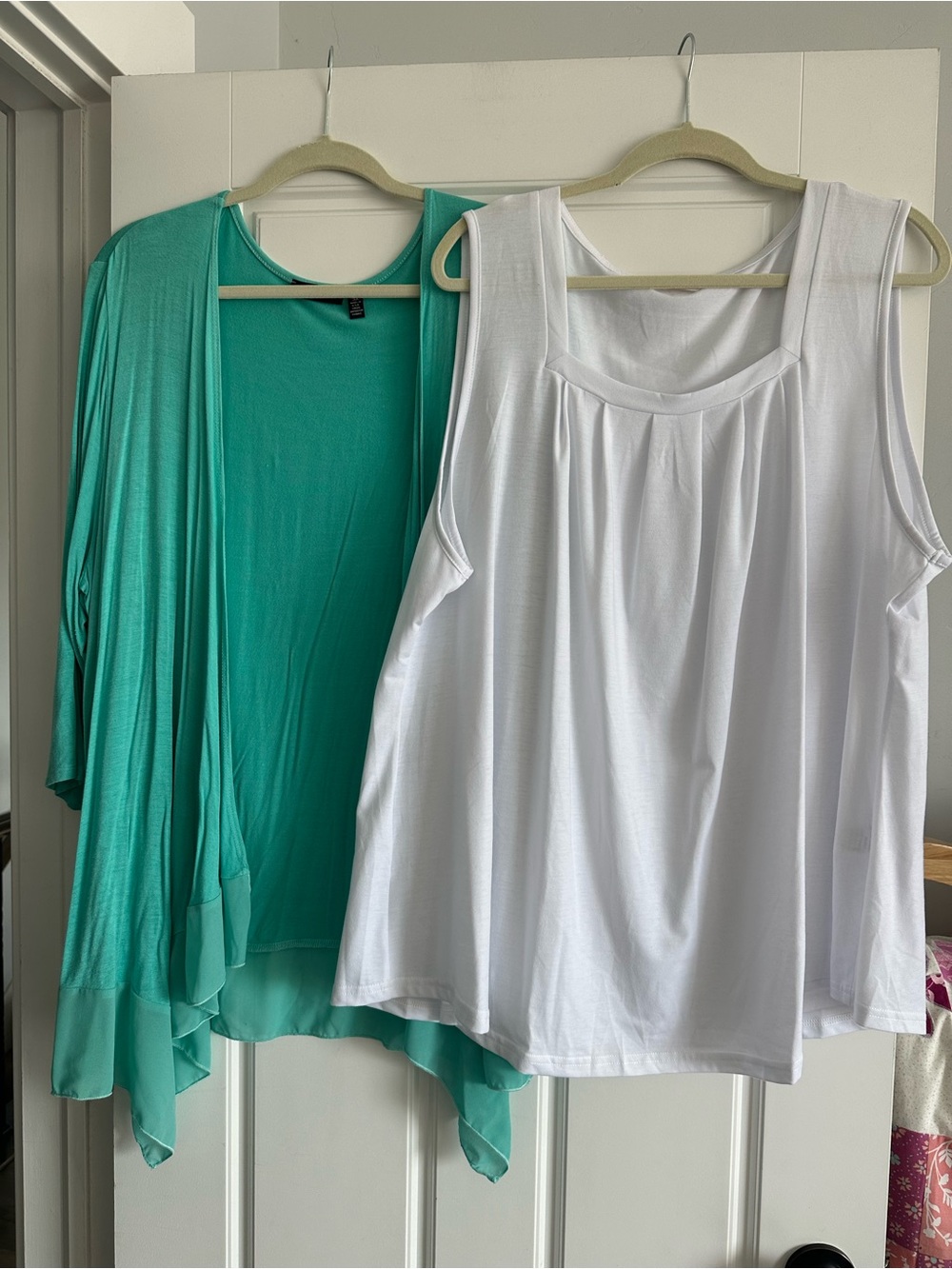 Women’s plus aqua Cardigan AND white square neck tank both 3X.